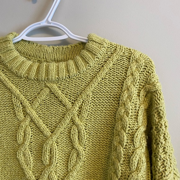 SOLD 🚫 Aerie Sweater 🤩 - Picture 2 of 4